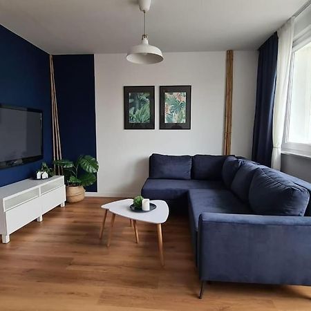 Sloneczny Apartament W Centrum Gdyni 2 Pokojowy Gdynia Luaran gambar