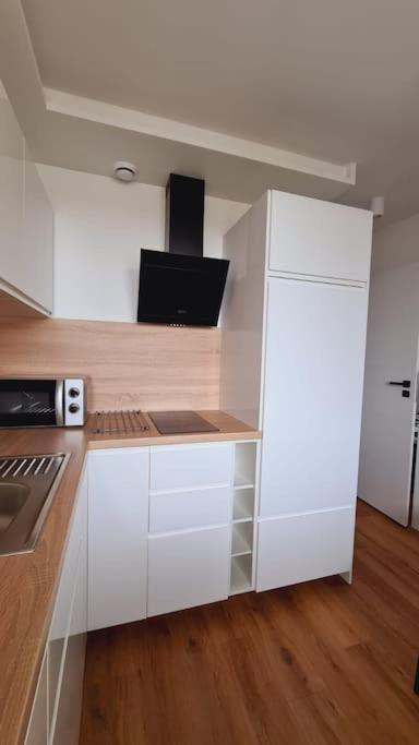 Sloneczny Apartament W Centrum Gdyni 2 Pokojowy Gdynia Luaran gambar