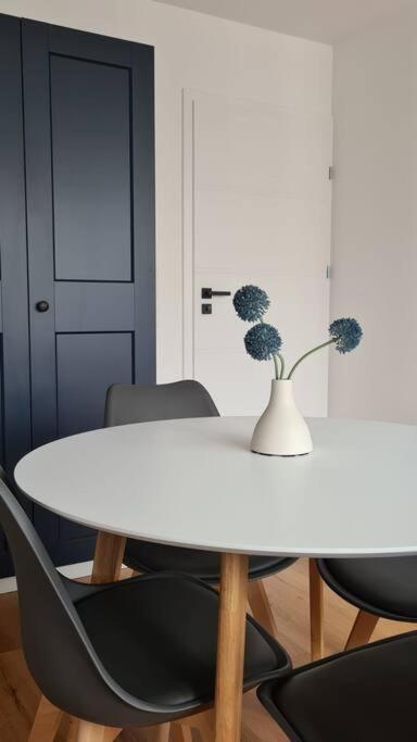 Sloneczny Apartament W Centrum Gdyni 2 Pokojowy Gdynia Luaran gambar